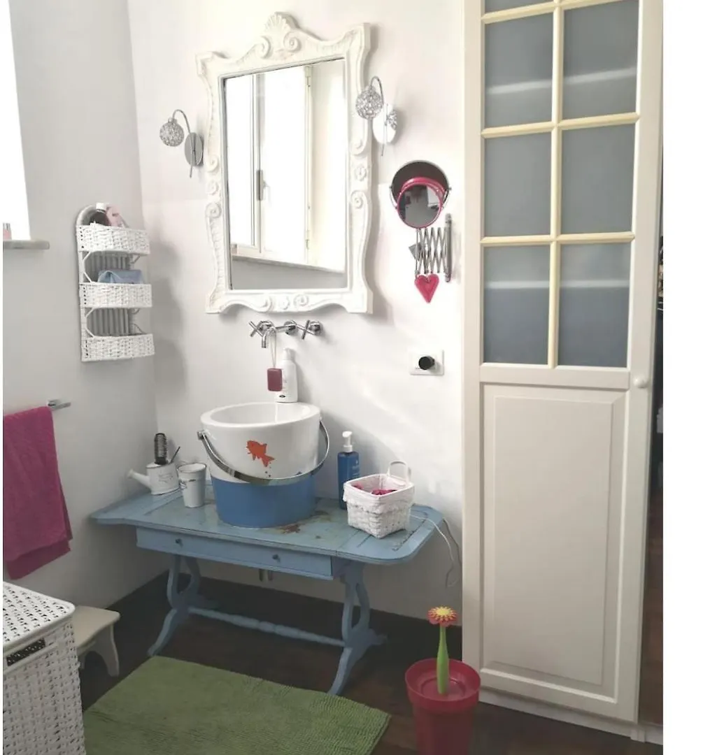 Homestay Unconventional Stay Rome Italy